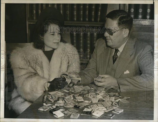 1940 Press Photo Robert Atkinson, Braille Institute of America & Sally Johnson - Historic Images