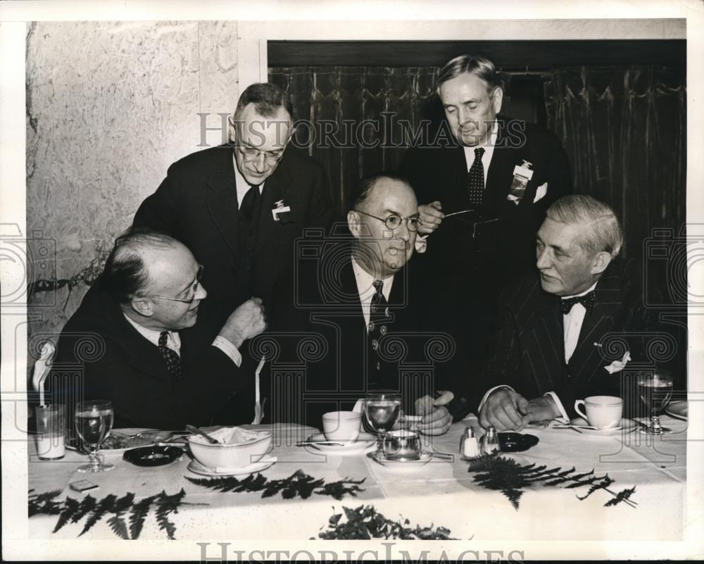 1941 Press Photo Congress of American Industry at Waldorf Astoria Hotel - Historic Images