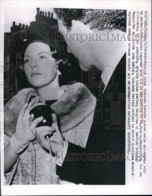 1965 Press Photo London Dutch Princess Beatrix for god cj=hild's christening - Historic Images