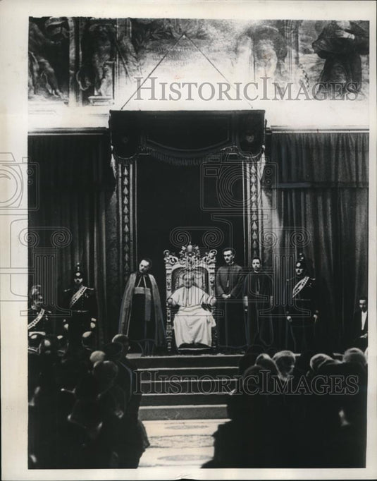 1938 Press Photo Showing little evidence of the illness which caused fears for - Historic Images