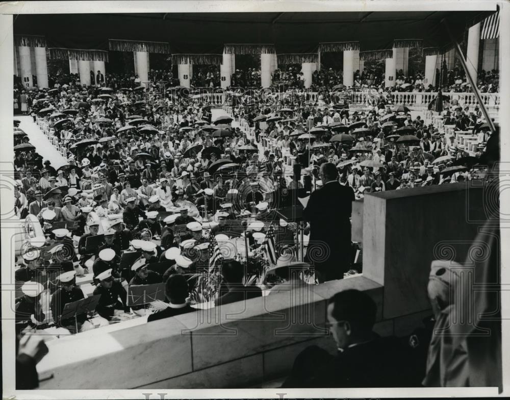 1934 Press Photo Sen Pat McCarran honor nation&#39;s war dead at Arlington Cemetery - Historic Images