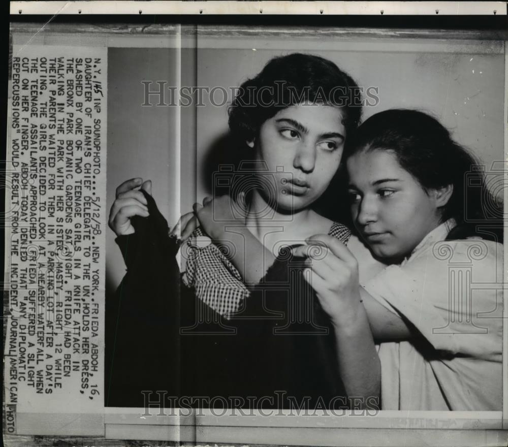 1958 Press Photo NYC Freida Abdoh 16 of Iran after attacked with knife - Historic Images