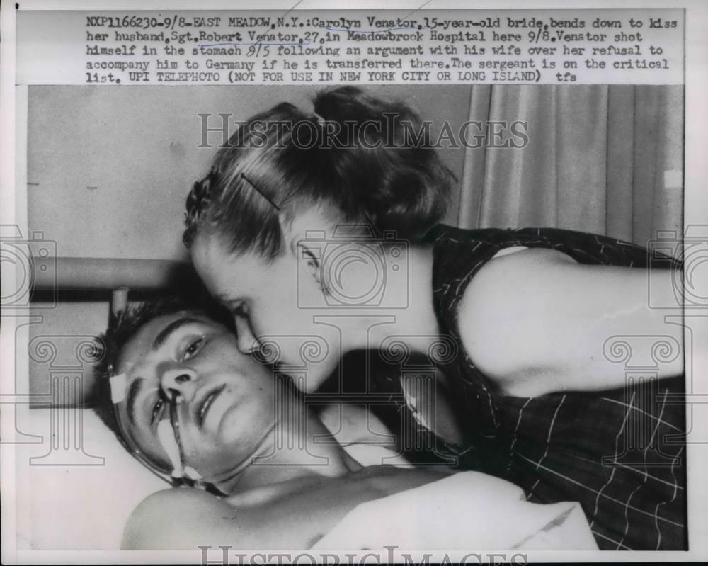 1958 Press Photo East Meadow NY Carolyn age 15 &amp; husband Sgt Robert Venator - Historic Images