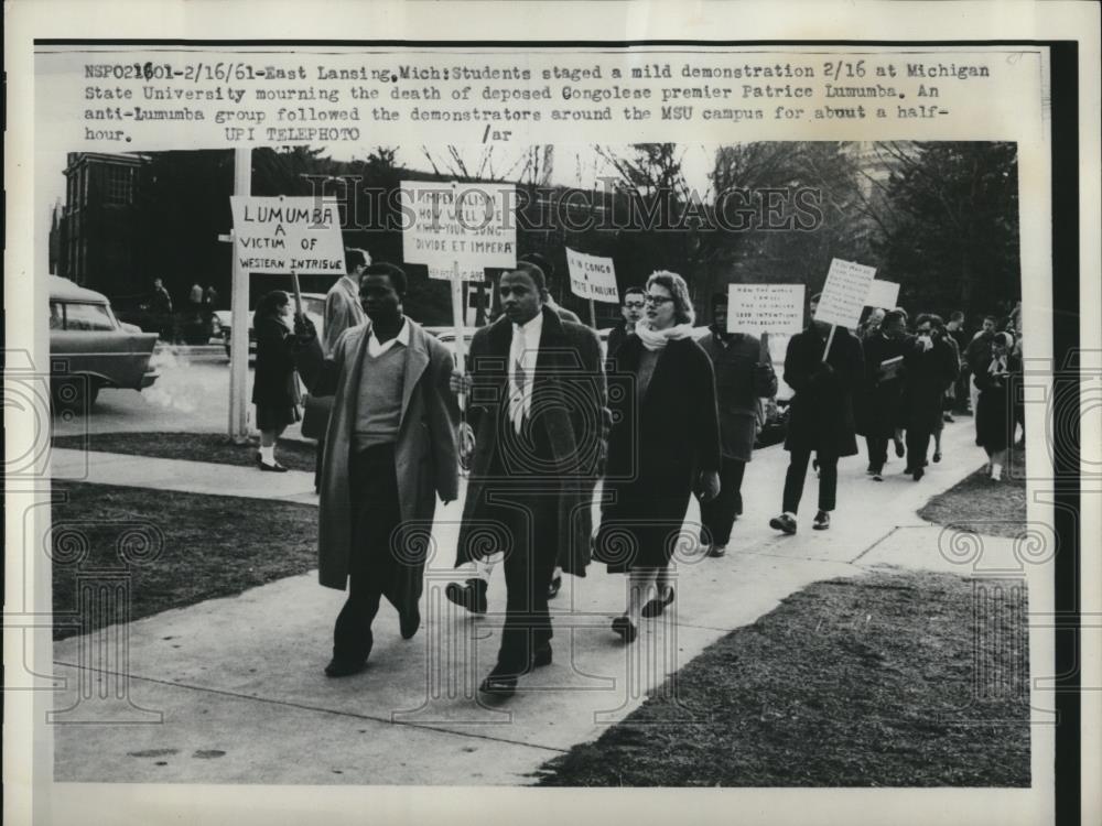 1961 Press Photo Students staged mild demonstration Michigan State University - Historic Images