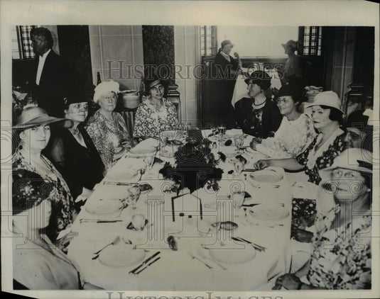 1933 Press Photo American Club Women H Connor Grace Morrison Poole Massachusetts - Historic Images