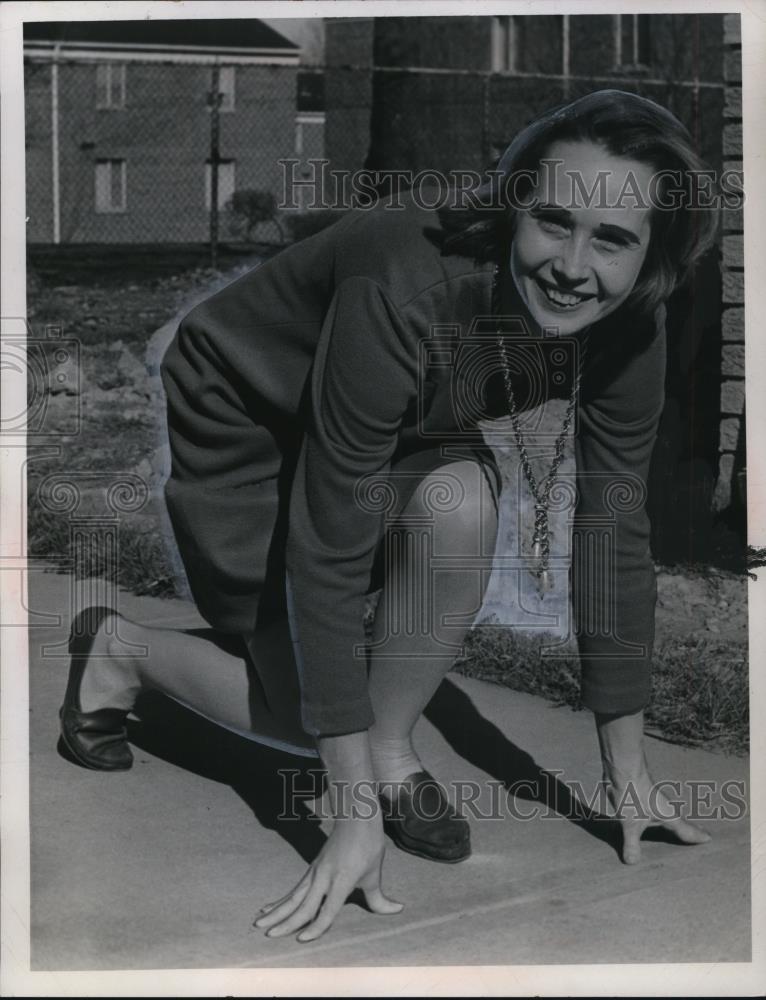 1967 Press Photo Mrs. Margaret Owen of Euclid. - Historic Images