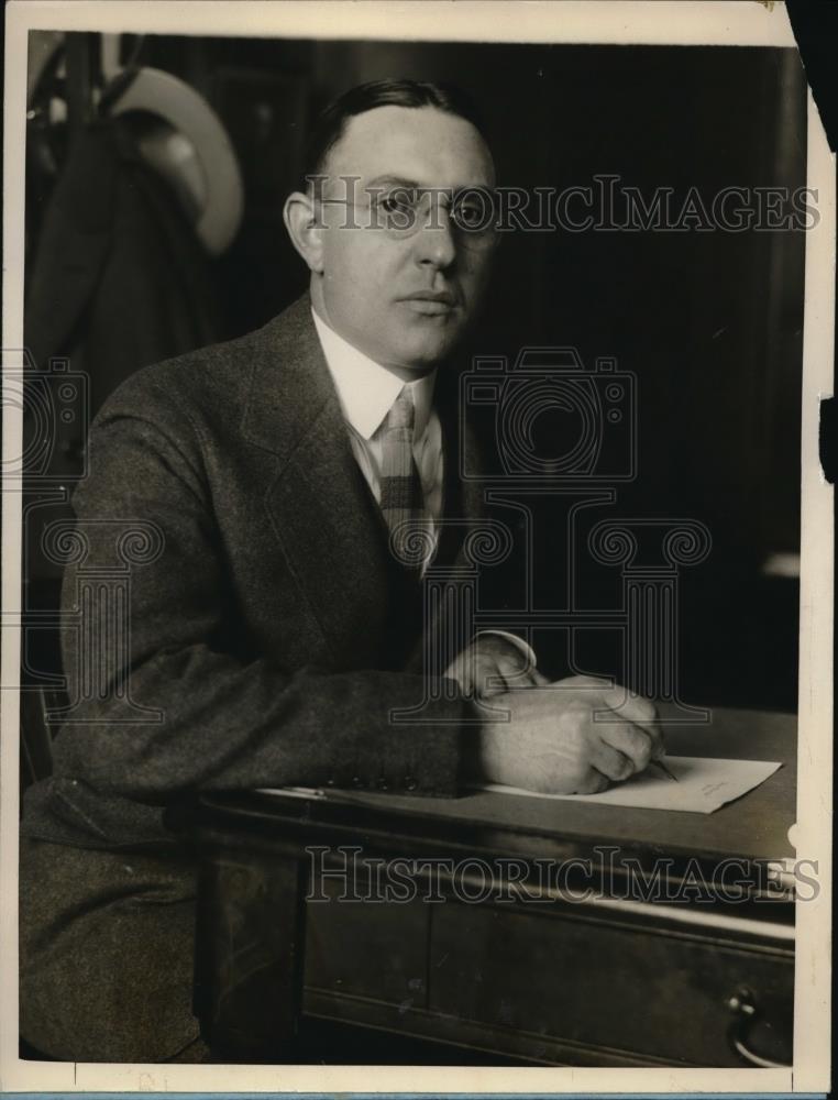 1926 Press Photo Alfred H Kirchnifer of the Buffalo Evening News has been electe - Historic Images
