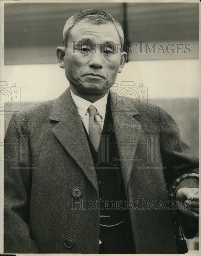 1931 Press Photo Prof. Kyosi Sugehiro on Earthquake Research - Historic Images