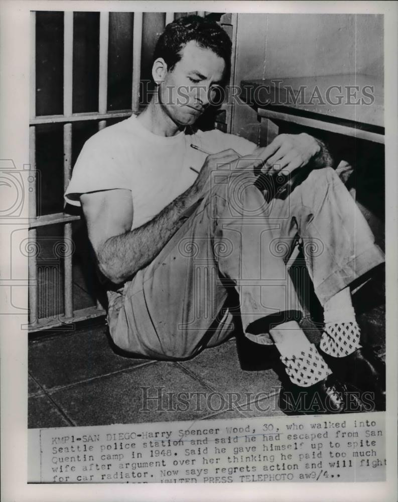 1953 Press Photo Harry Spencer Wood in jail - Historic Images