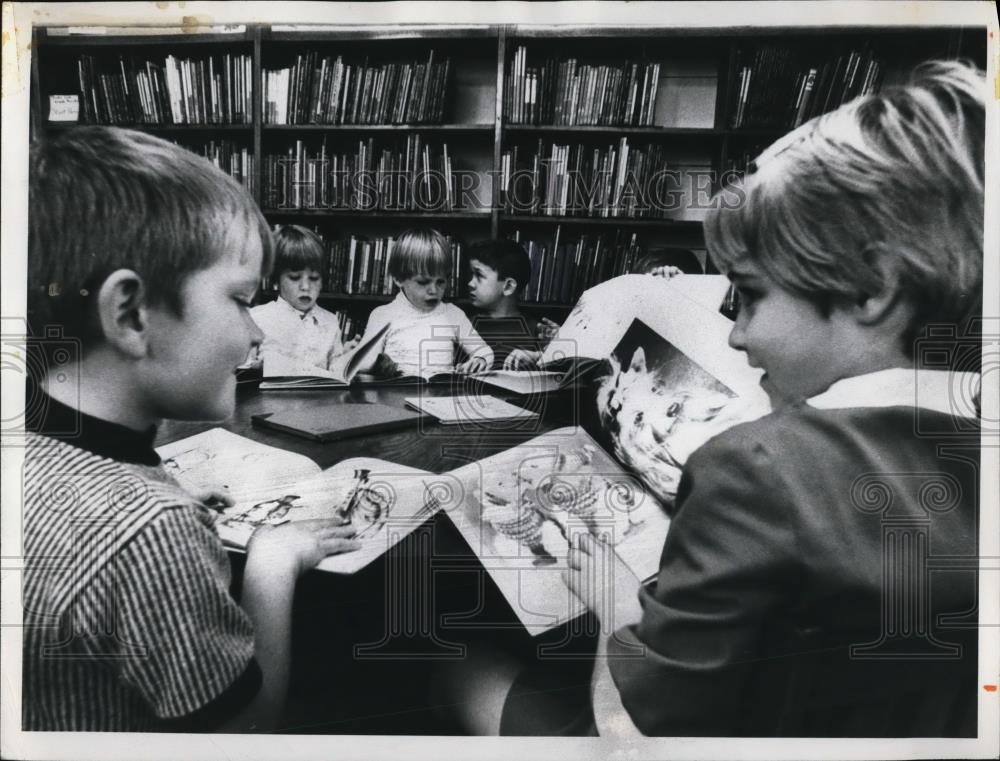 1972 Press Photo Sandusky Ohio, Library - Historic Images