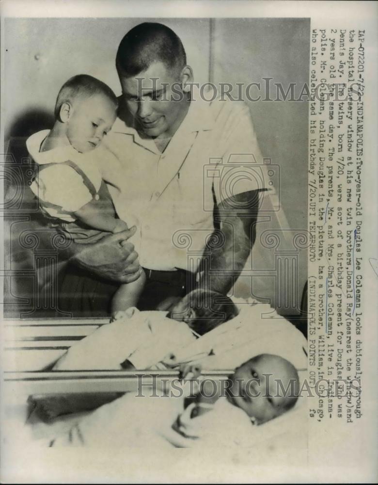 1958 Press Photo Charles Coleman son Douglas Lee 2nd birthday new twin boys - Historic Images