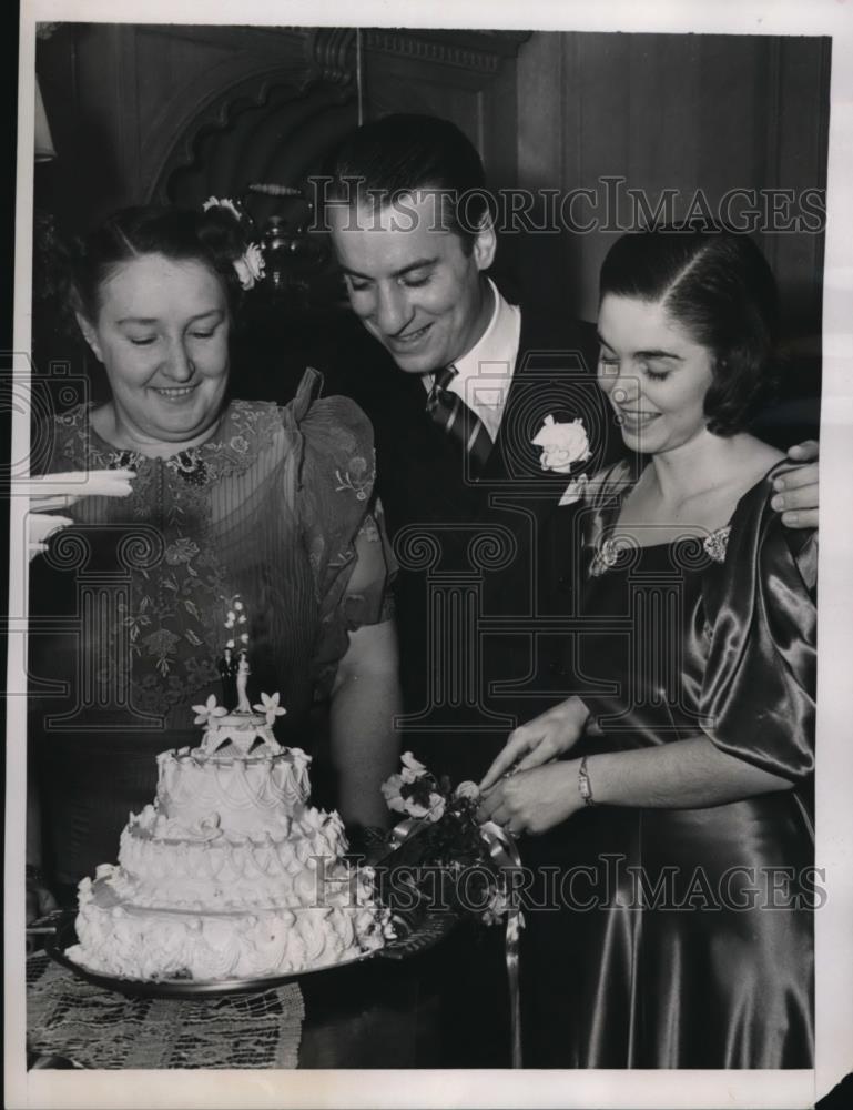1938 Press Photo Mrs. Joe E. Brown, Mike Frankovich and his bride - Historic Images