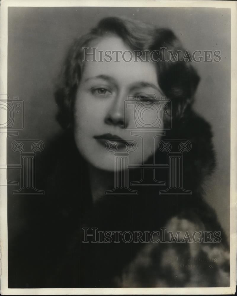1930 Press Photo Natalie Giddings staff of Teh School of the Air for Press rela - Historic Images
