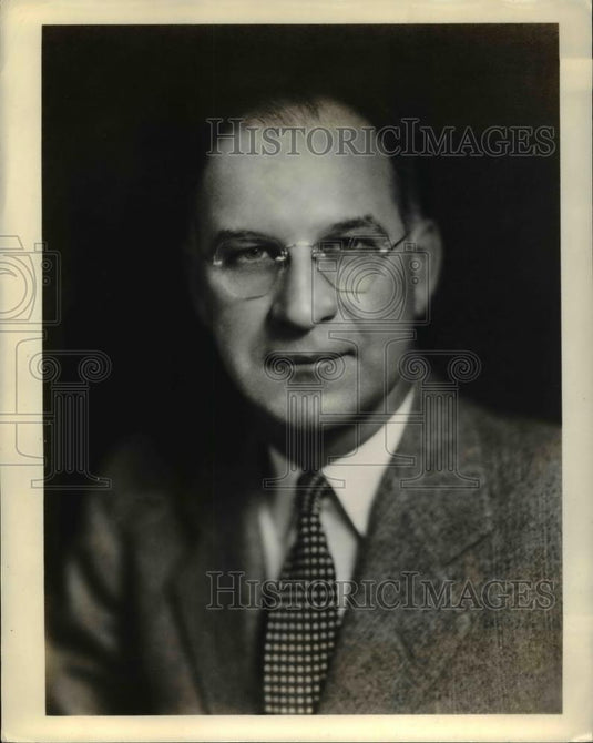 1936 Press Photo J.M. Crawford, Chief Engineer, Chevrolet Division - Historic Images