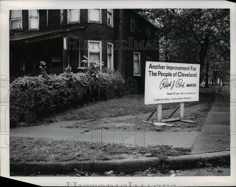 1973 Press Photo N.E. Corner G. 735 Chester Avenue - Historic Images