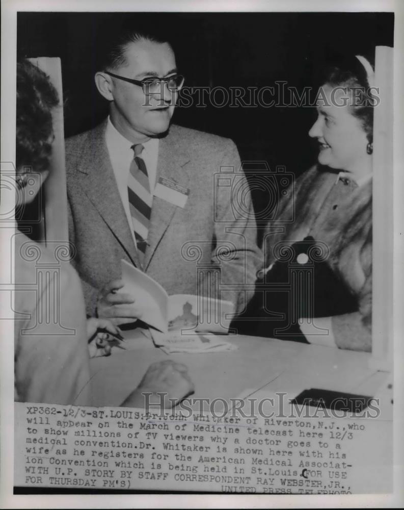 1953 Press Photo Dr. John Whitaker with his wife - Historic Images