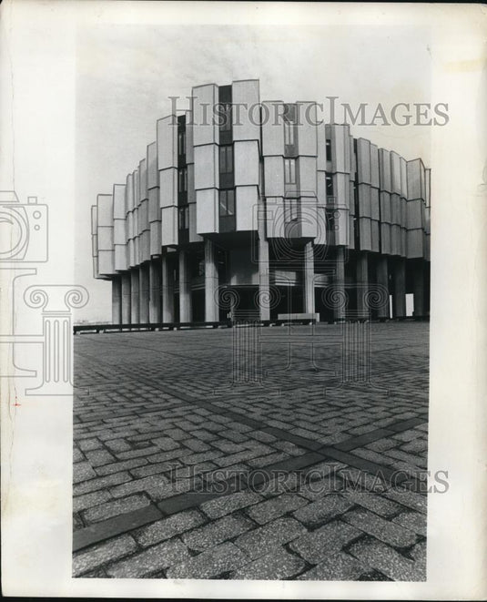 1970 Press Photo North tower of Northwestern University Library - Historic Images