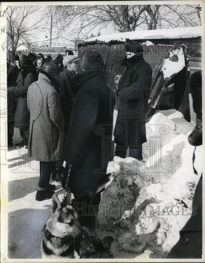 1964 Press Photo of Moscow Sunday Market. - Historic Images