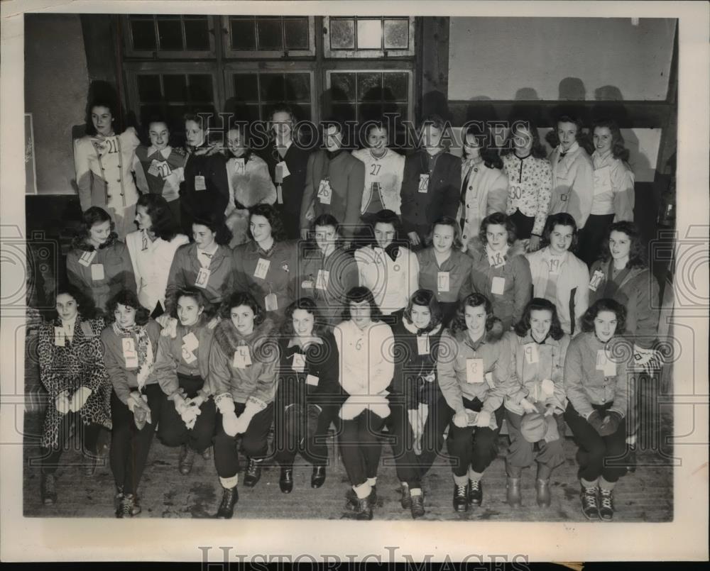 1941 Press Photo Hanover NH Climatic ceremony of Dartmouth Winter Carnival came - Historic Images