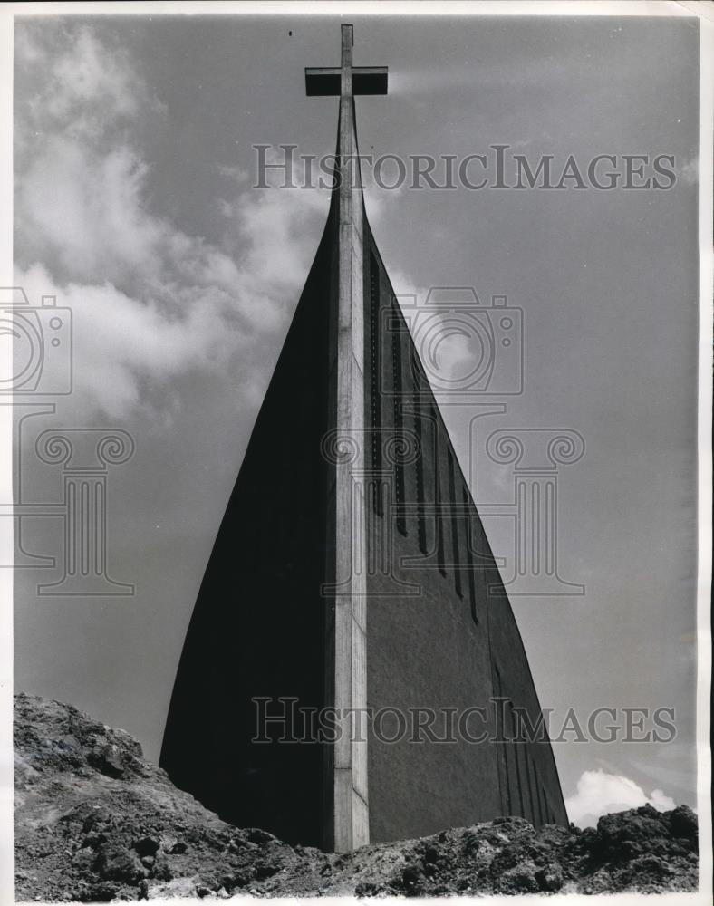 1964 Press Photo Great Ship of Modern Roman Catholic Church in West Germany. - Historic Images