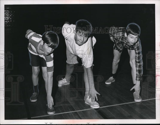 Undated Press Photo Jeff Esh, Paul Hedland, Tom McVey YMCA Painsville - Historic Images