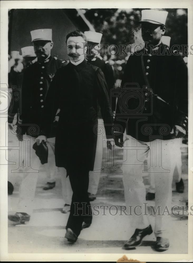 1934 Press Photo Stripped of medals and military trappings, Benjamin Ullmo - Historic Images