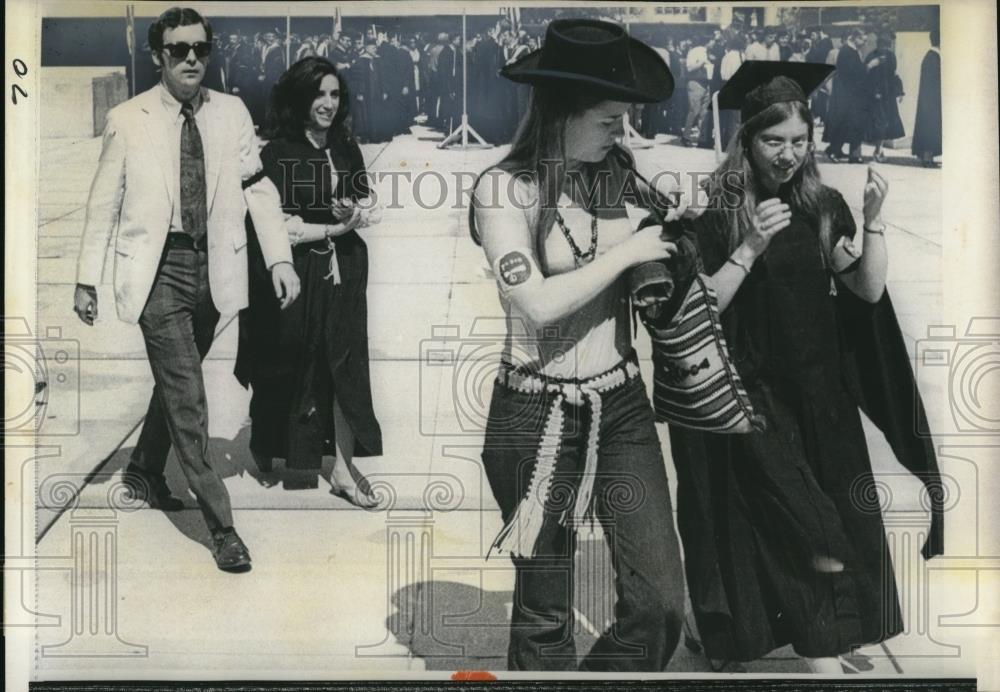 1970 Press Photo Yale University Commencement Exercise in New Haven - Historic Images