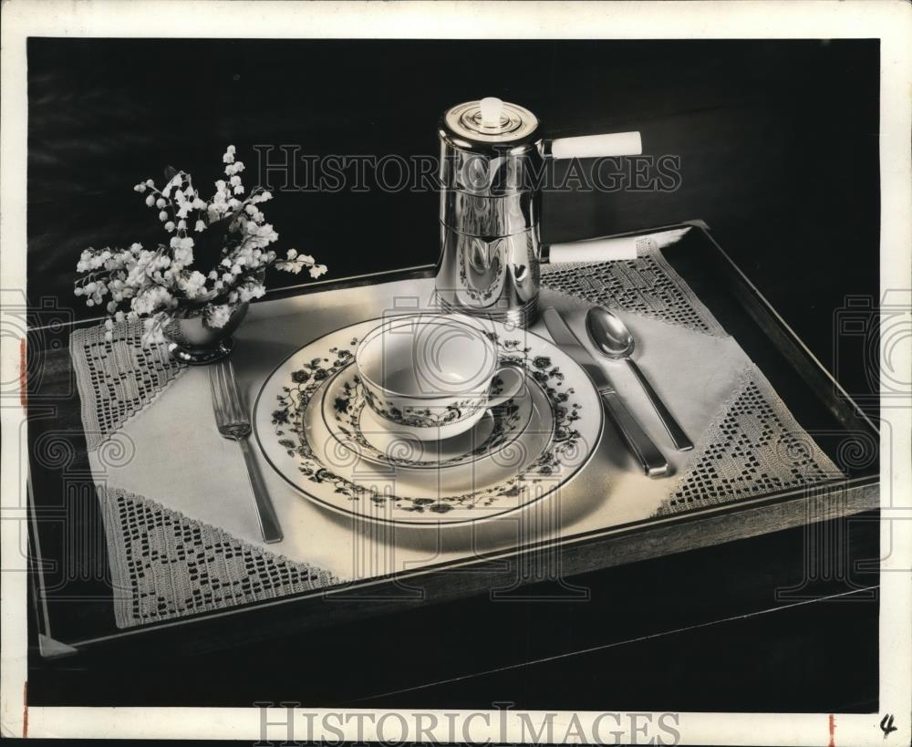 1938 Press Photo Tray cloths and guest towels make welcome Christmas gifts Start - Historic Images