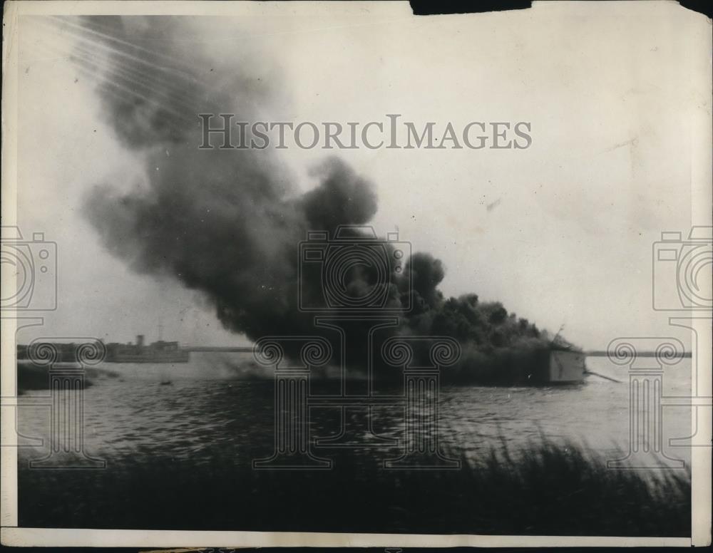 1931 Press Photo The Yacht Leonora was completely destroyed - Historic Images