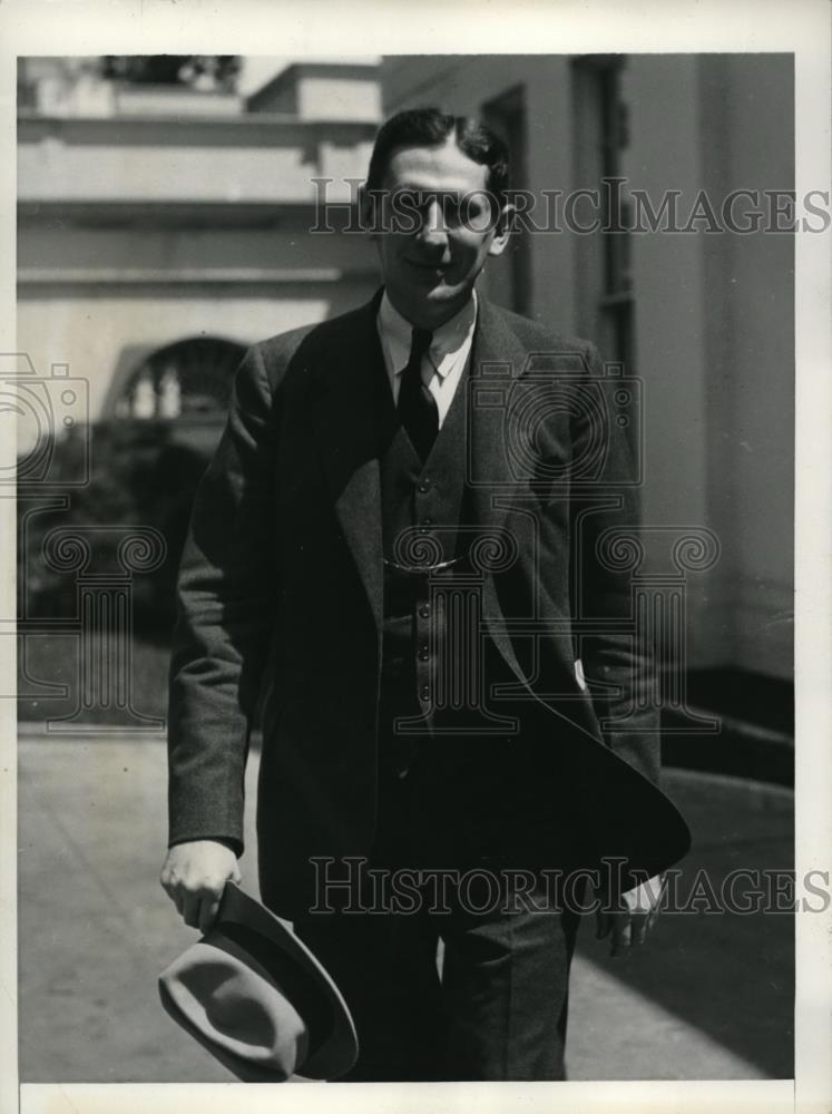 1935 Press Photo President Roosevelt's right hand assistant is photographed as - Historic Images