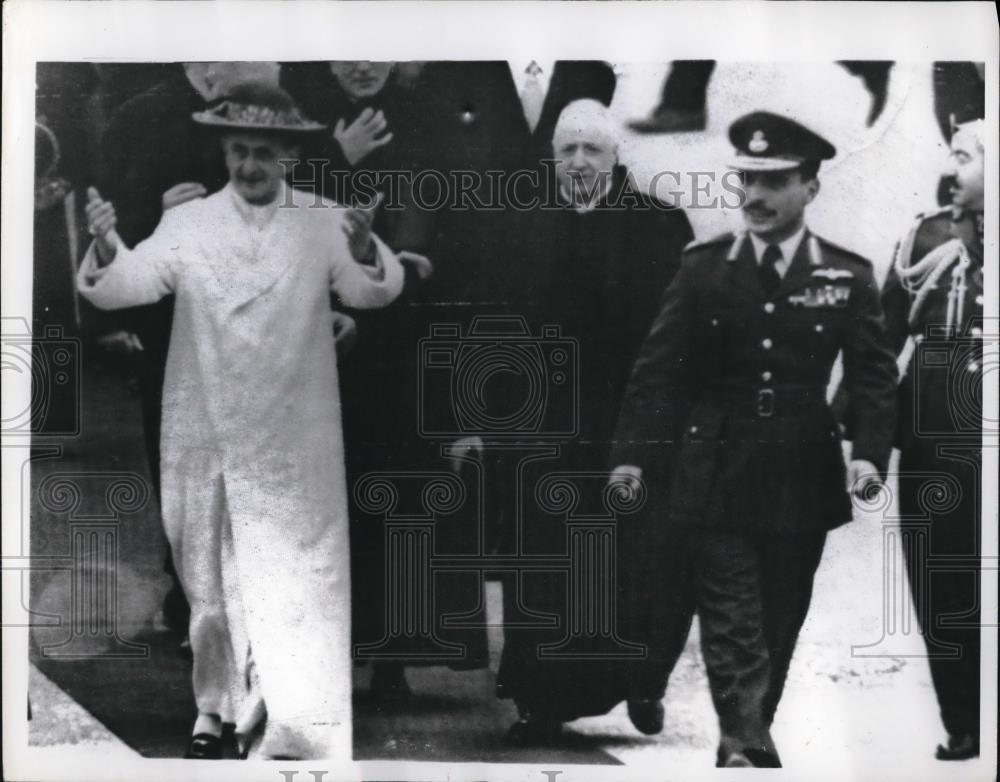 1964 Press Photo Pope and King: Pope Paul VI with Jordan&#39;s King Hussein - Historic Images