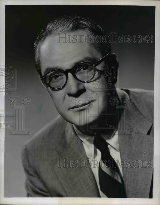 1950 Press Photo Daniel T O'Shea Vice President & General Executive of CBS - Historic Images