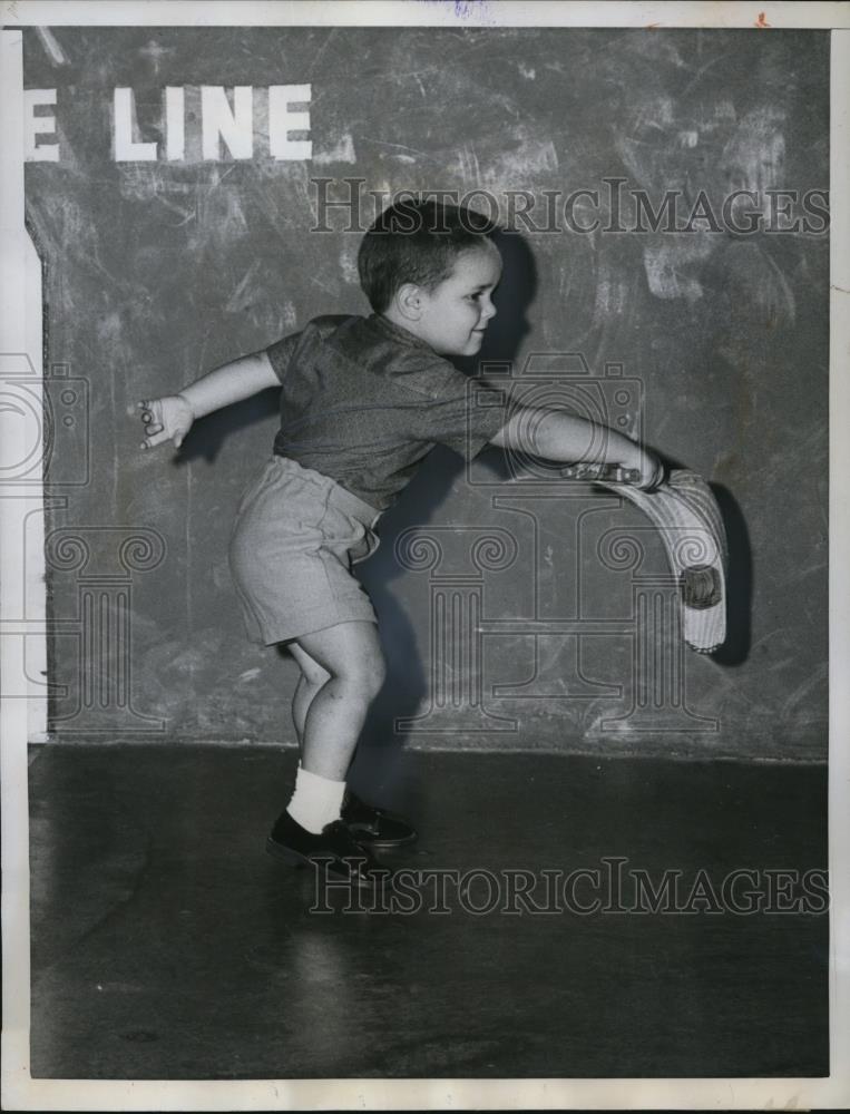 1959 Press Photo Manolin performed on the Jai-Alai Court at Dania Fla. - Historic Images