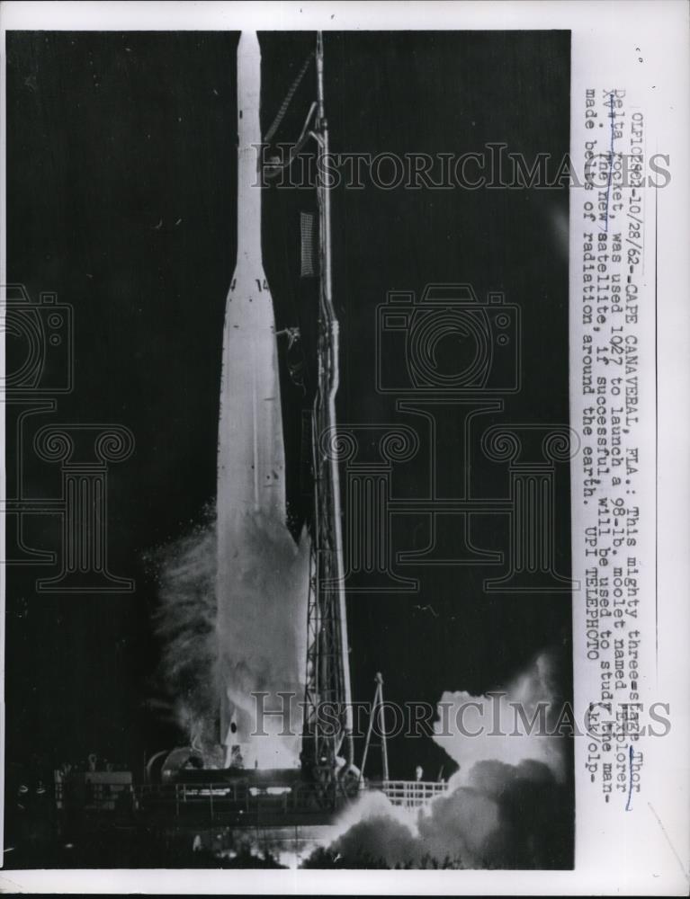 1962 Press Photo Mighty 3-Stage Thor Delta Rocket - Historic Images