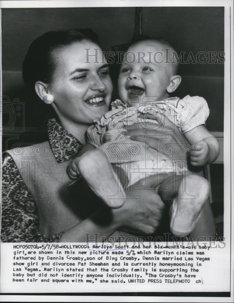 1958 Press Photo Marilyn Scott holding her six month old baby - Historic Images