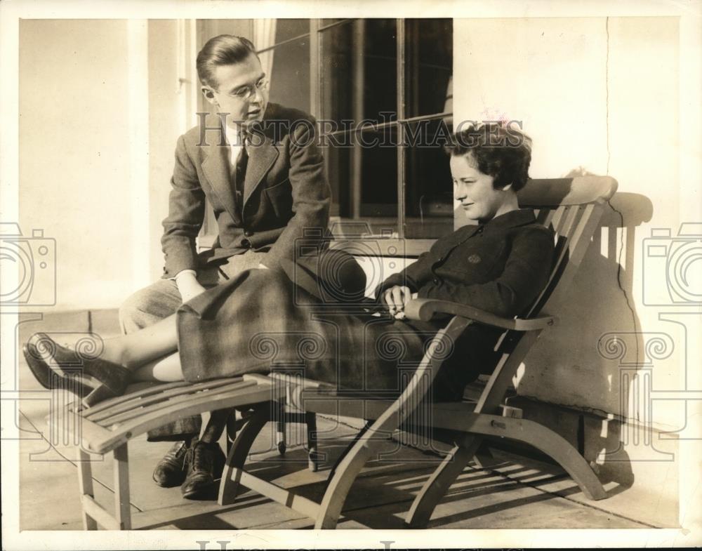 1934 Press Photo Charles B. Cheney &amp; Wife Honeymoon at White Sulphur Springs WV - Historic Images