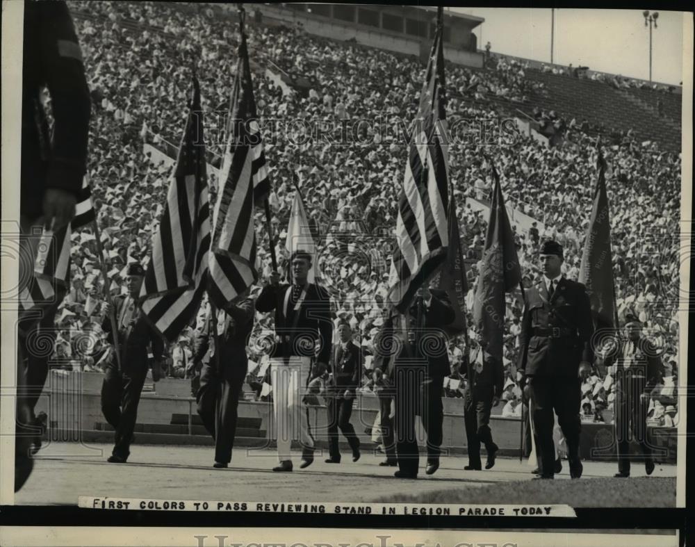 1938 Press Photo First colors to pass reviewing stand in Legion Parade - Historic Images