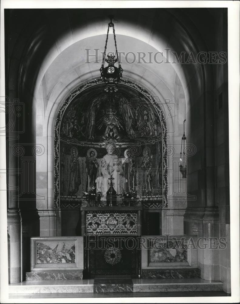 1941 Press Photo St Joseph Altar Our Lady Queen of Holy Rosary Cathedral Toledo - Historic Images