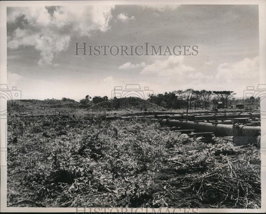 1941 Press Photo Panama Canal Zone locks under construction - Historic Images