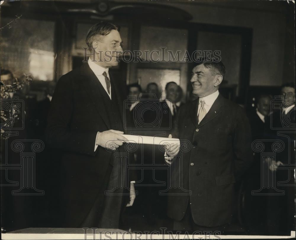 1925 Press Photo Maj GEn JE Lejeune Commandant of Marine Corps, C Wilbur - Historic Images