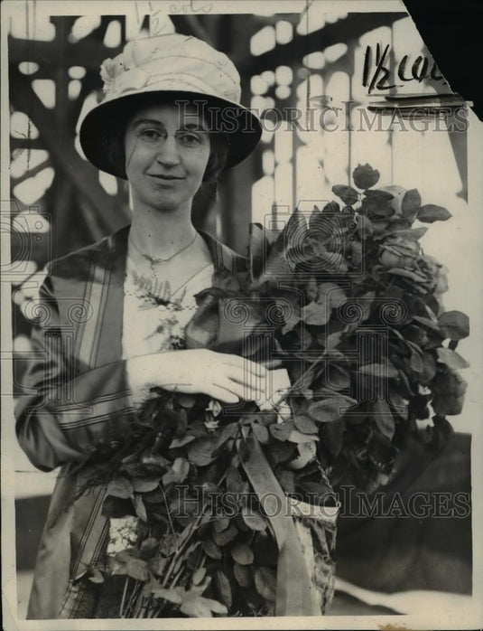 1924 Press Photo of Mrs. R.J. Wig - Historic Images