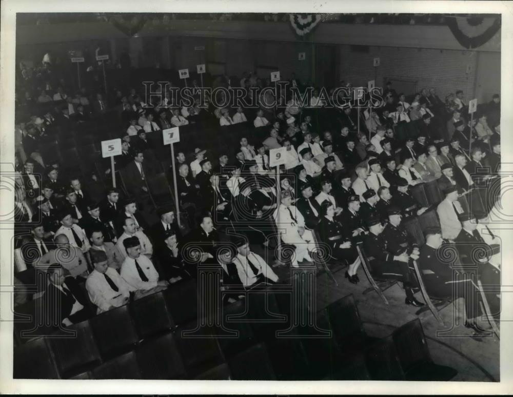 1939 Press Photo Business session in Armory - Historic Images