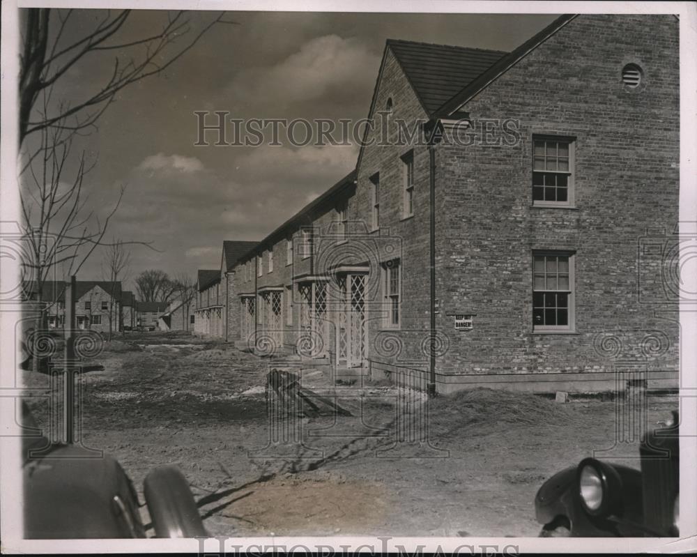 1937 Press Photo Milwaukee Wis apartment building being built - Historic Images