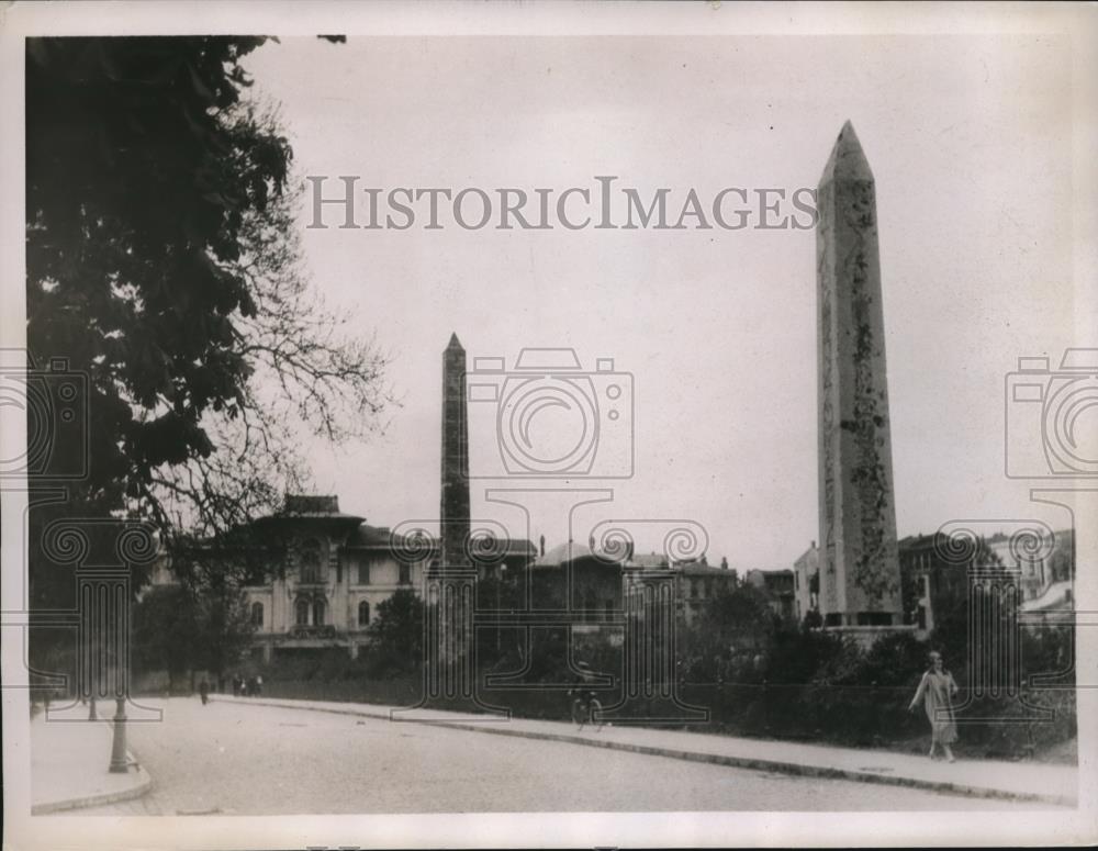 1937 Press Photo Obelisks by Thutmosis II in ATMeidam in Istanbul Constantinople - Historic Images