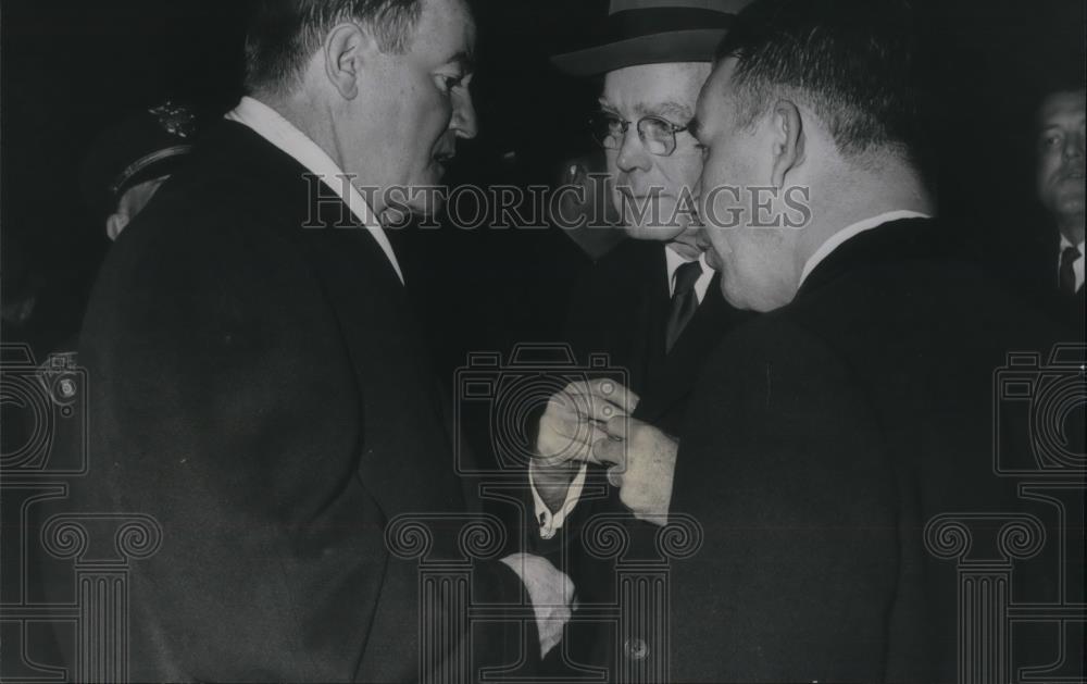 1966 Press Photo Herbert H. Humphrey Michael Feighan Robert Sweeney in Cleveland - Historic Images