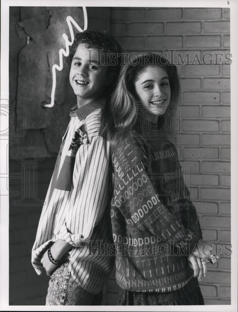 1989 Press Photo Vonnie Rubisi and Staci Keanan in My Two Dads - cvp27578 - Historic Images