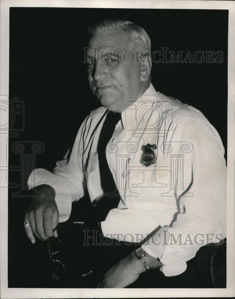 1951 Press Photo Police Sergeant Bill Kelch - Historic Images