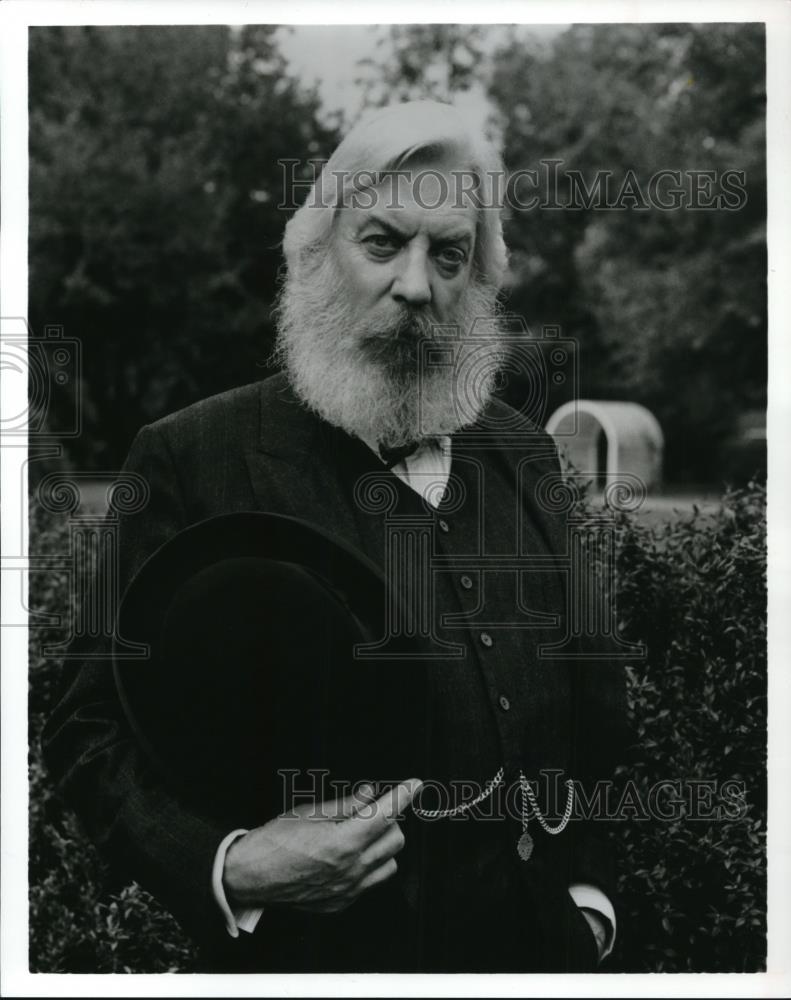 Press Photo Donald Sutherland in Oldest Living Confederate Widow Tells All - Historic Images