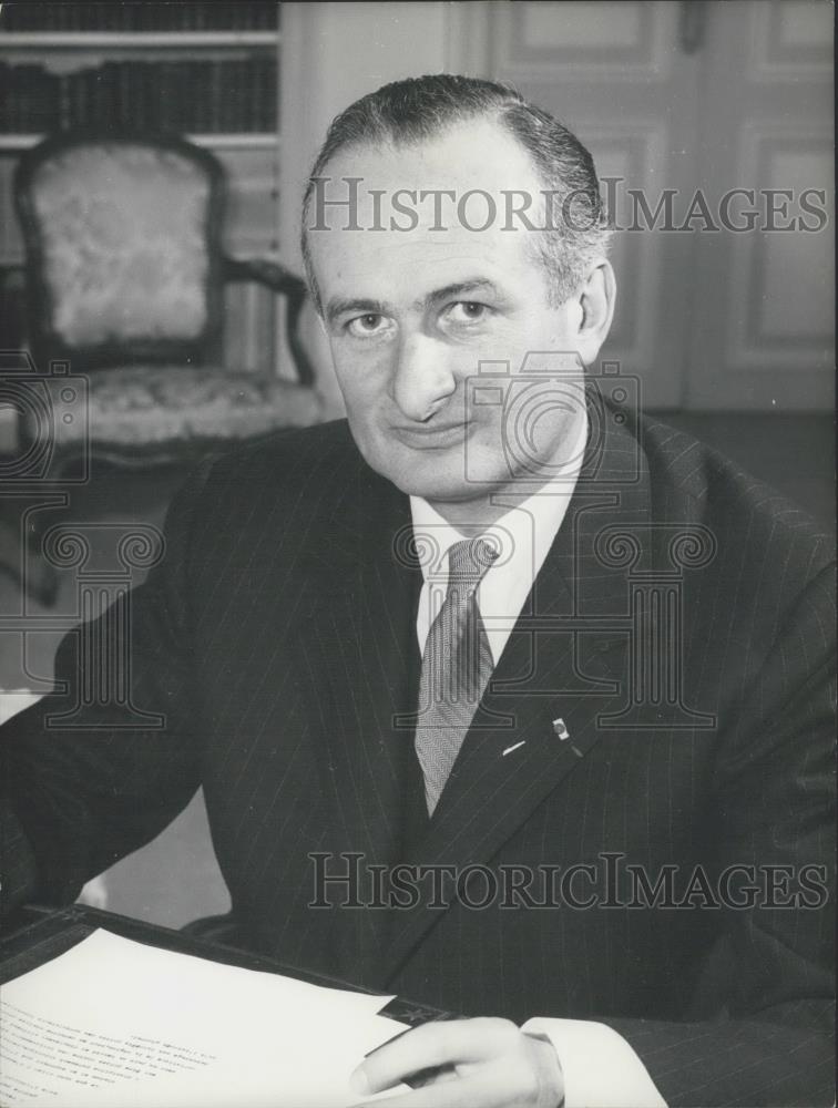 1958 Press Photo Geoffroy Chordon De Courcel,Sec Gen of De Gaulle&#39;s cabinet. - Historic Images