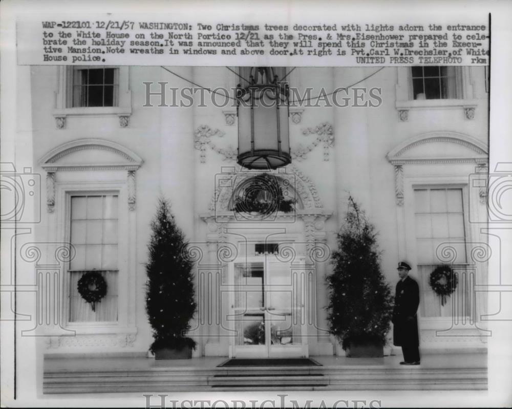 1957 Press Photo The Christmas Trees with lights at the Executive Mansion - Historic Images